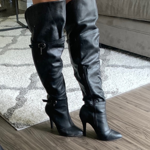 Knee high black heels - Picture 2 of 7